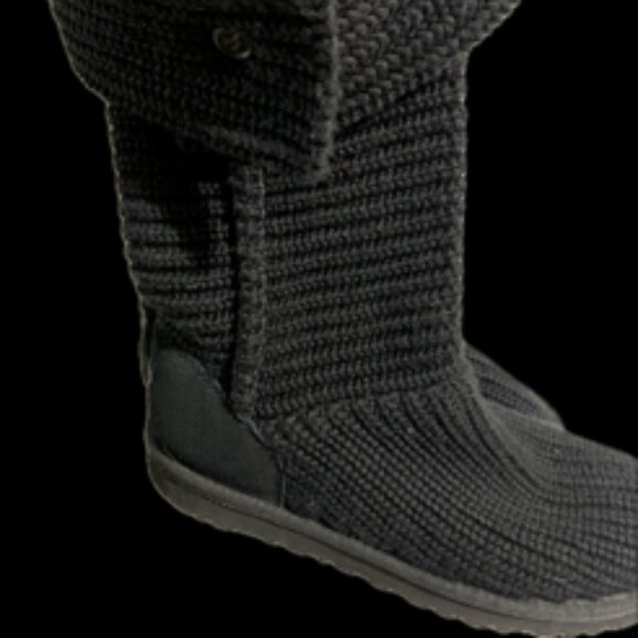 Ugg Cardigan Boot - Picture 2 of 7